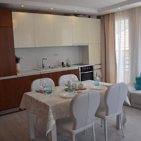 Magnolia * Burgas City